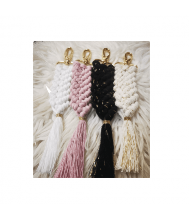 NOE LE PORTE CLEFS MACRAME